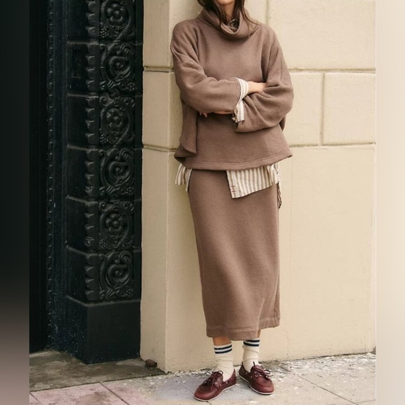NWT Free People Milley Reversible Set in Dusted Cocoa - Picture 1 of 6